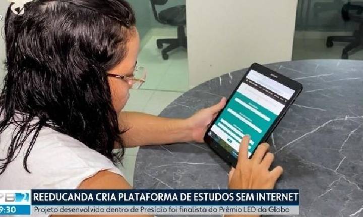 Reeducanda desenvolve plataforma de estudos para pessoas dentro do sistema prisional, em João Pessoa