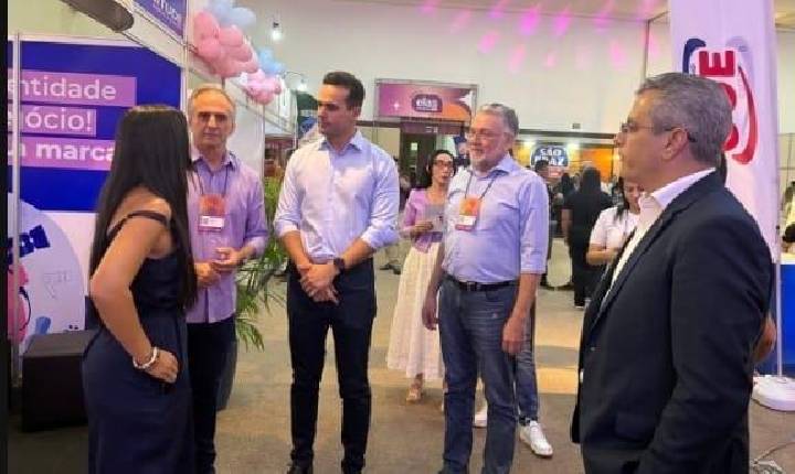 Vice-governador visita 17ª Feira Paraibana da Beleza e destaca fortalecimento econômico da Paraíba