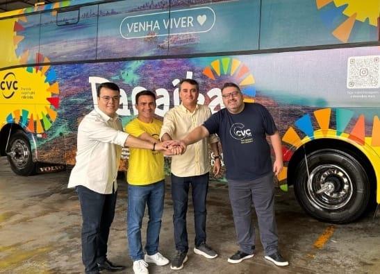 Paraíba destaca atrativos turísticos em ônibus plotado da CVC no sul do Brasil