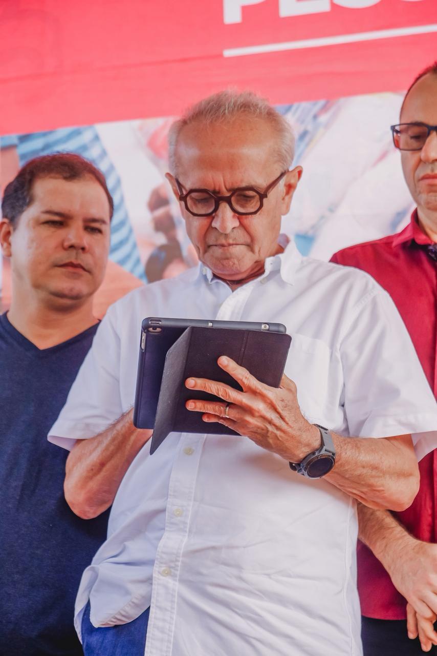 Cícero Lucena autoriza obras em 13 ruas e projeta novo Cemapi no Jardim Veneza ao celebrar quase 2 mil ordens de serviço