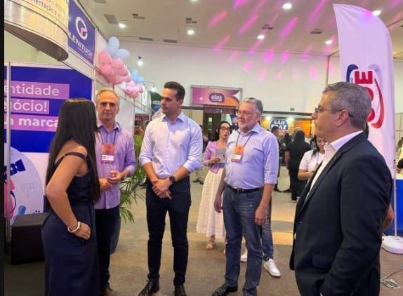 Vice-governador visita 17ª Feira Paraibana da Beleza e destaca fortalecimento econômico da Paraíba